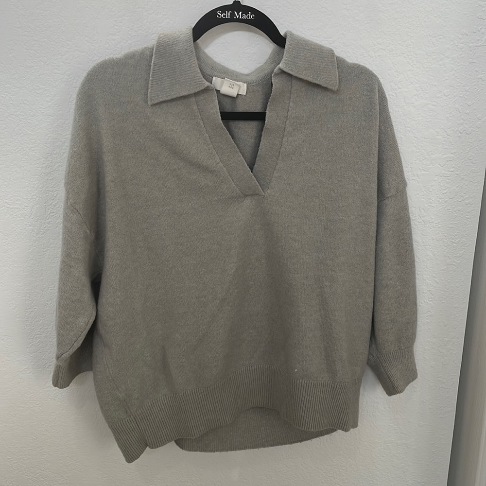 Grey sweater